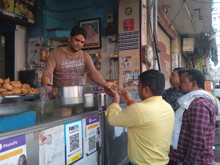 सबसे प्रसिद्ध कचोरी