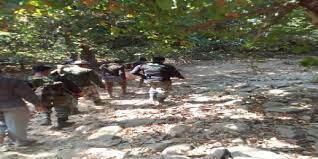 agarmalwa, Bike fell down ,brother-in-law died