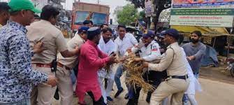 anuppur, Congressmen,Mhow incident