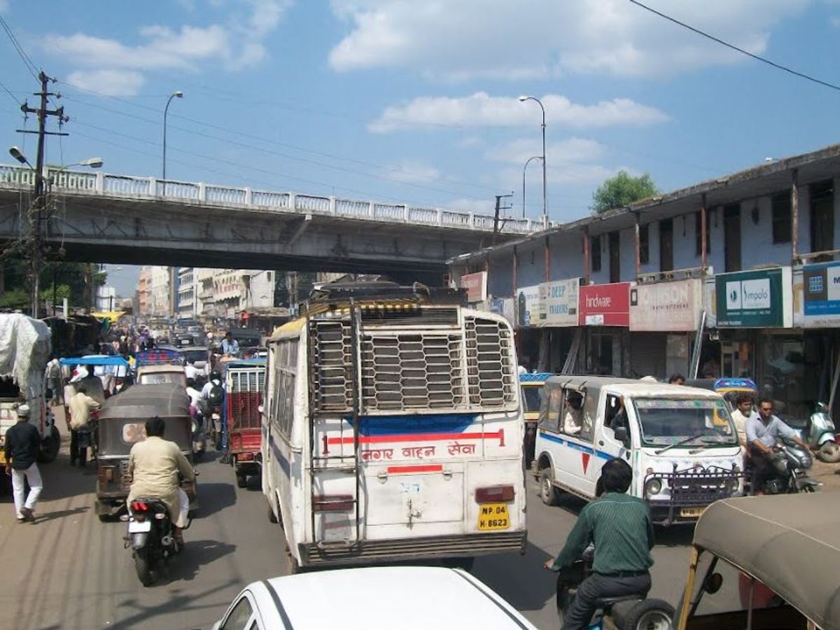 49 साल पुराना भारत टॉकीज ब्रिज