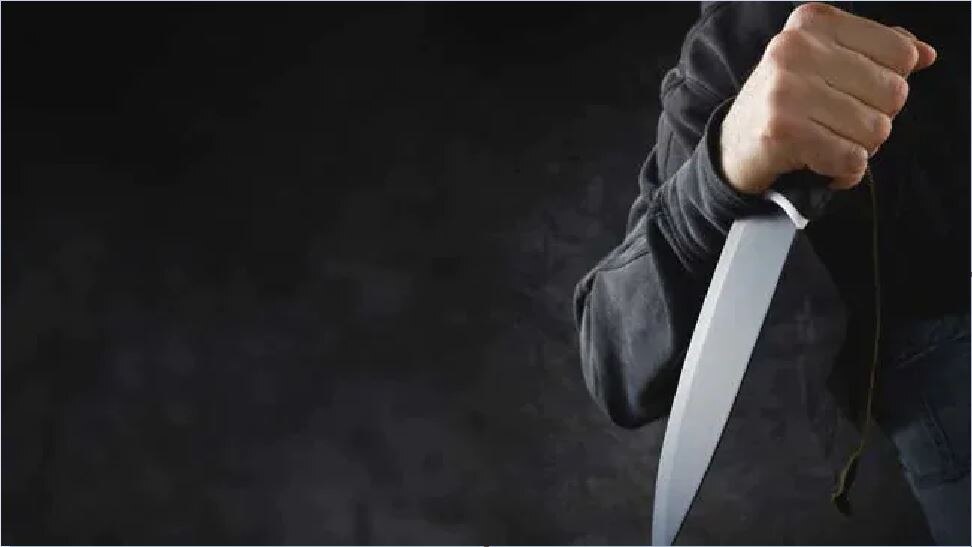 बदमाशों ने मारी युवक को चाकू 