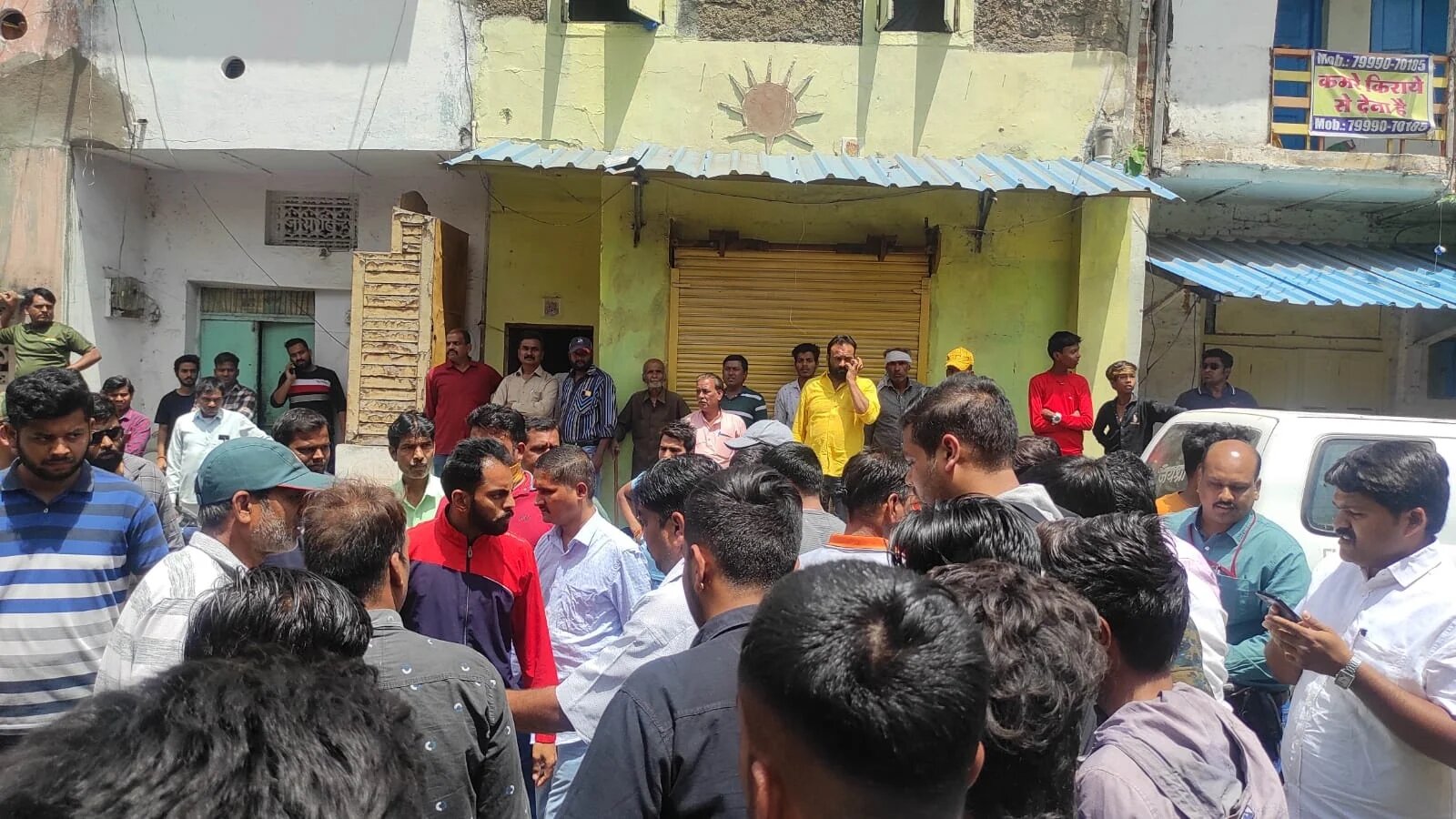 मुस्लिम समाज  वालों ने की हिन्दू युवक की हत्या 