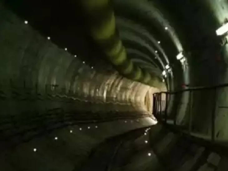 भारत की पहली बार अंडर वाटर ट्रेन