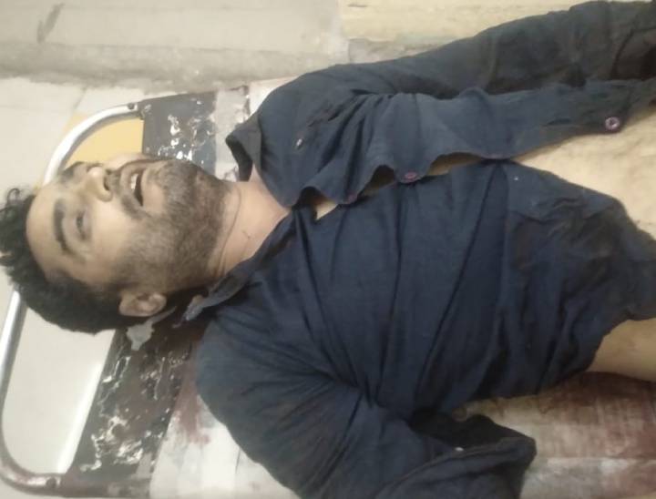 हमले में एक युवक की मौत हो गई