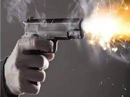 ujjain, Unidentified person ,shot student