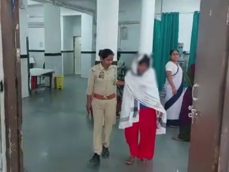 निर्वस्त्र और बेहोश मिली युवती ने गैंगरेप का आरोप लगाया