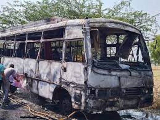bhind,Sudden fire , moving bus