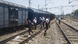 katni,goods train ,derailed 
