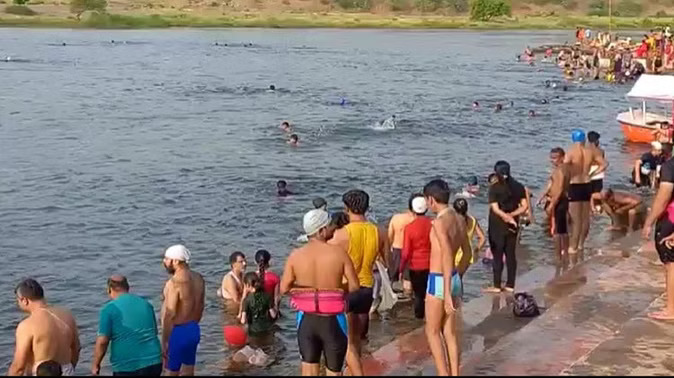 पुलिस अधिकारियों ने माना कि नर्मदा घाटों में सुरक्षा व्यवस्था की कमी है