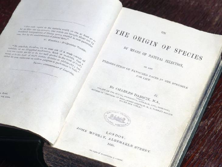 विरोध में ईसाई और मुस्लिम समुदायों के लोग आ गए है