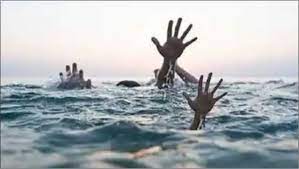 neemuch, 3 children died , pond