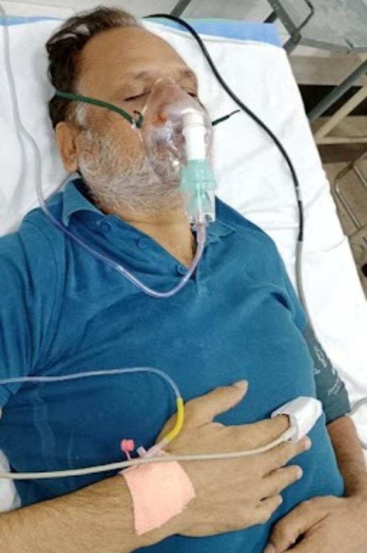 एक हफ्ते में यह तीसरी बार है, जब जैन को अस्पताल लाया गया है