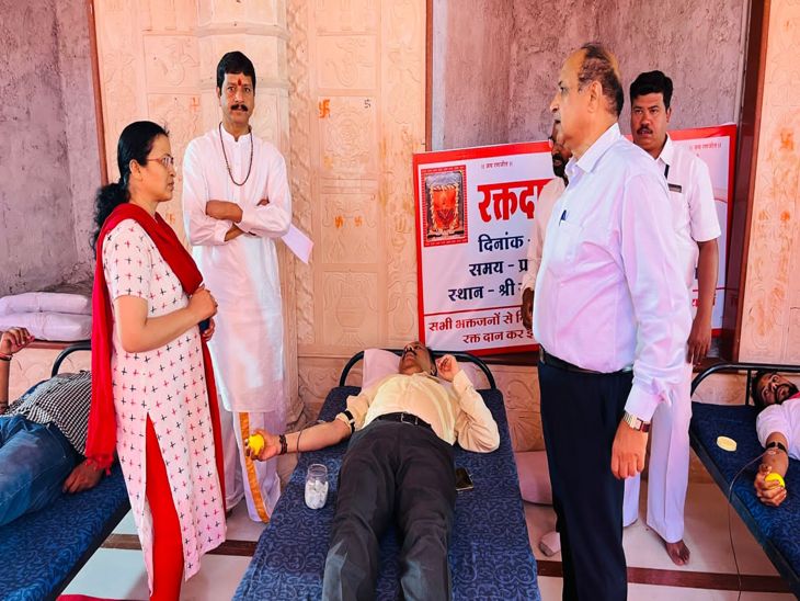  सराफा एसोसिएशन द्वारा भी कैंप आयोजित किया गया