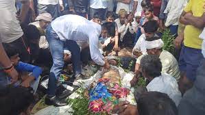 morena, Movement body , funeral