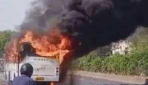 Indore, Fire broke out , moving bus