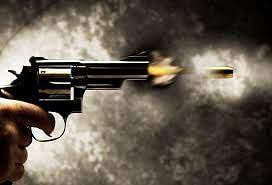 gwalior,  injured youth died , shot