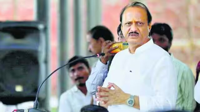 लोकतंत्र में बहुमत का सम्मान करना होता है