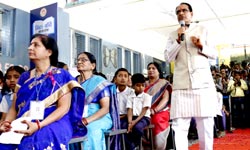 मास्साब  बने शिवराज