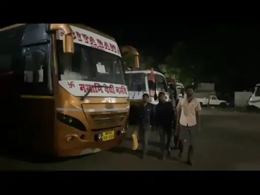 जबलपुर से डिंडौरी आने वाली बस में बैठ गए