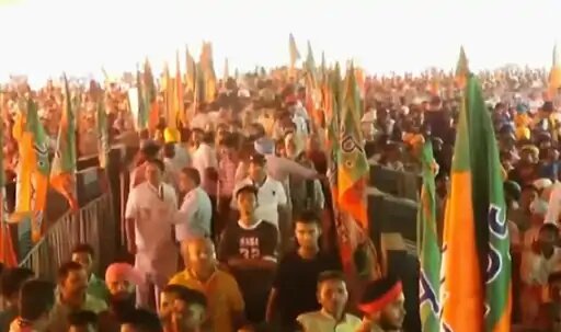 अरविंद केजरीवाल कही भी जाते हैं, भगवंत मान प्लेन लेकर पहुंच जाते हैं