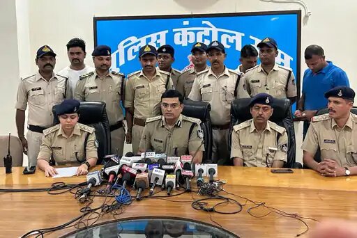पुलिस ने 136 किलो से ज्यादा गांजा बरामद किया 