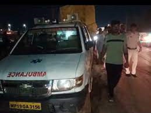 satna, Truck collided,woman died