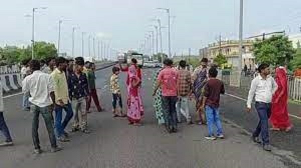 guna, Commotion of villagers, dead body 