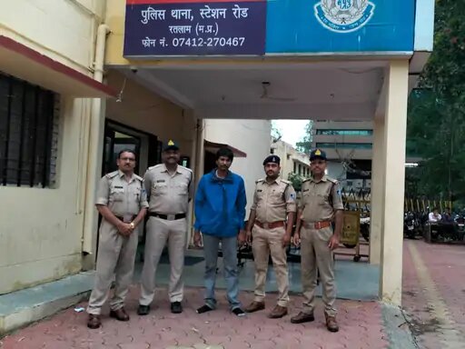 4 बदमाशों को गिरफ्तार किया