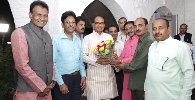  शिवराज सिंह चौहान 