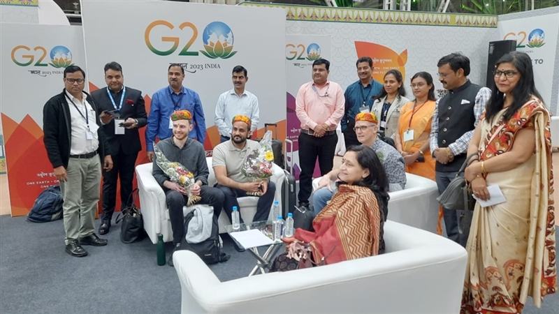 G20 देशों के प्रतिनिधि इंदौर से मांडू रवाना