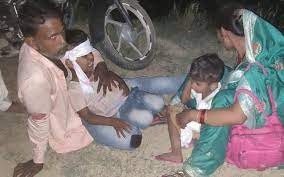 Bhind, Bus , passengers overturned