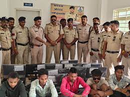 सस्ते दामों पर कंप्यूटर बेचने की जानकारी सूत्रों से प्राप्त हुई