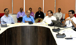 प्रेक्षक, निर्वाचन आयोग के आँख-कान