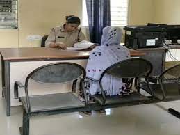 पुलिस ने आरोपी बाप पर मामला दर्ज कर लिया है