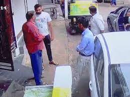 आरोपी यासीन मलिक की मनसब खान के साथ बहस हो गई थी