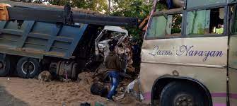 betul, Huge collision , bus and dumper 