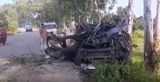 umaria, Speeding car collides, mineral inspector killed