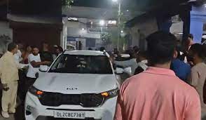 shajapur, Uncontrollable truck ,same family die