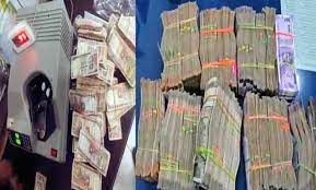 khargon, Businessman ,checking