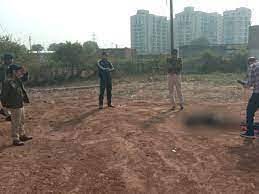 gwalior, Half-dead body, new district court