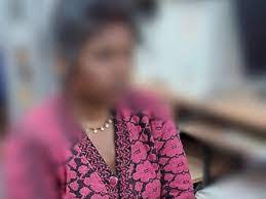 satna, Woman raped ,moving train