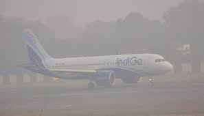 new delhi, 100 flights delayed, 22 trains late 