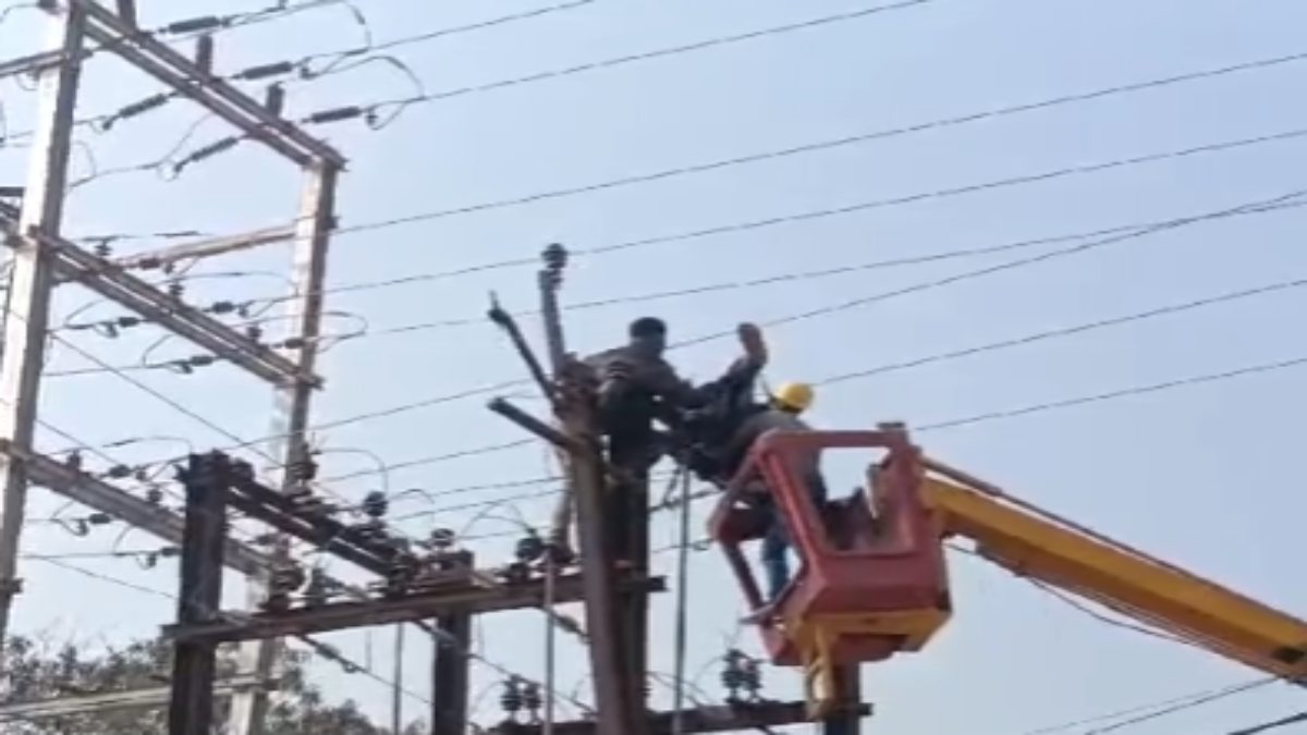 bhopal,  young man ,electrocution