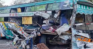 panna, Head-on collision, pilgrim bus and truck 