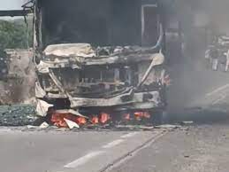 indore, Passenger bus ,catches fire 