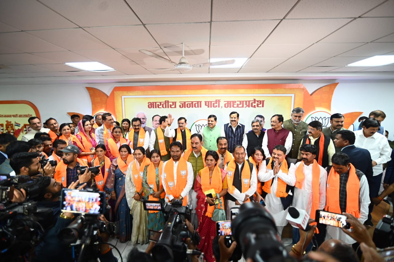 bhopal, Big blow, Congress