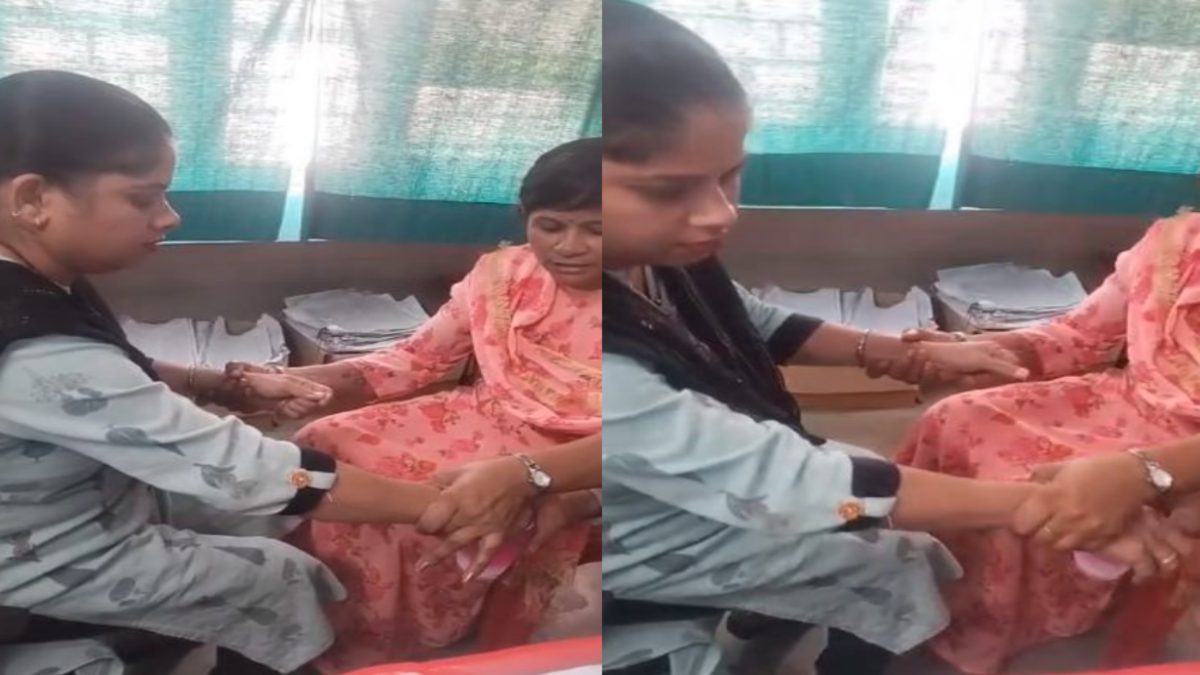 bhopal, Lokayukta arrests,taking bribe