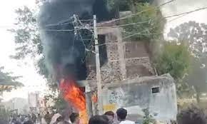 khargone, Fire broke ,footwear shop