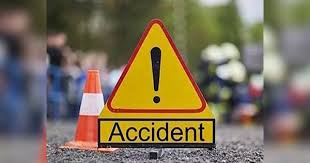 gwalior,Uncontrolled car , teenager dies