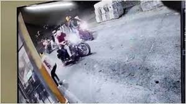 datia, Two killed, toll plaza